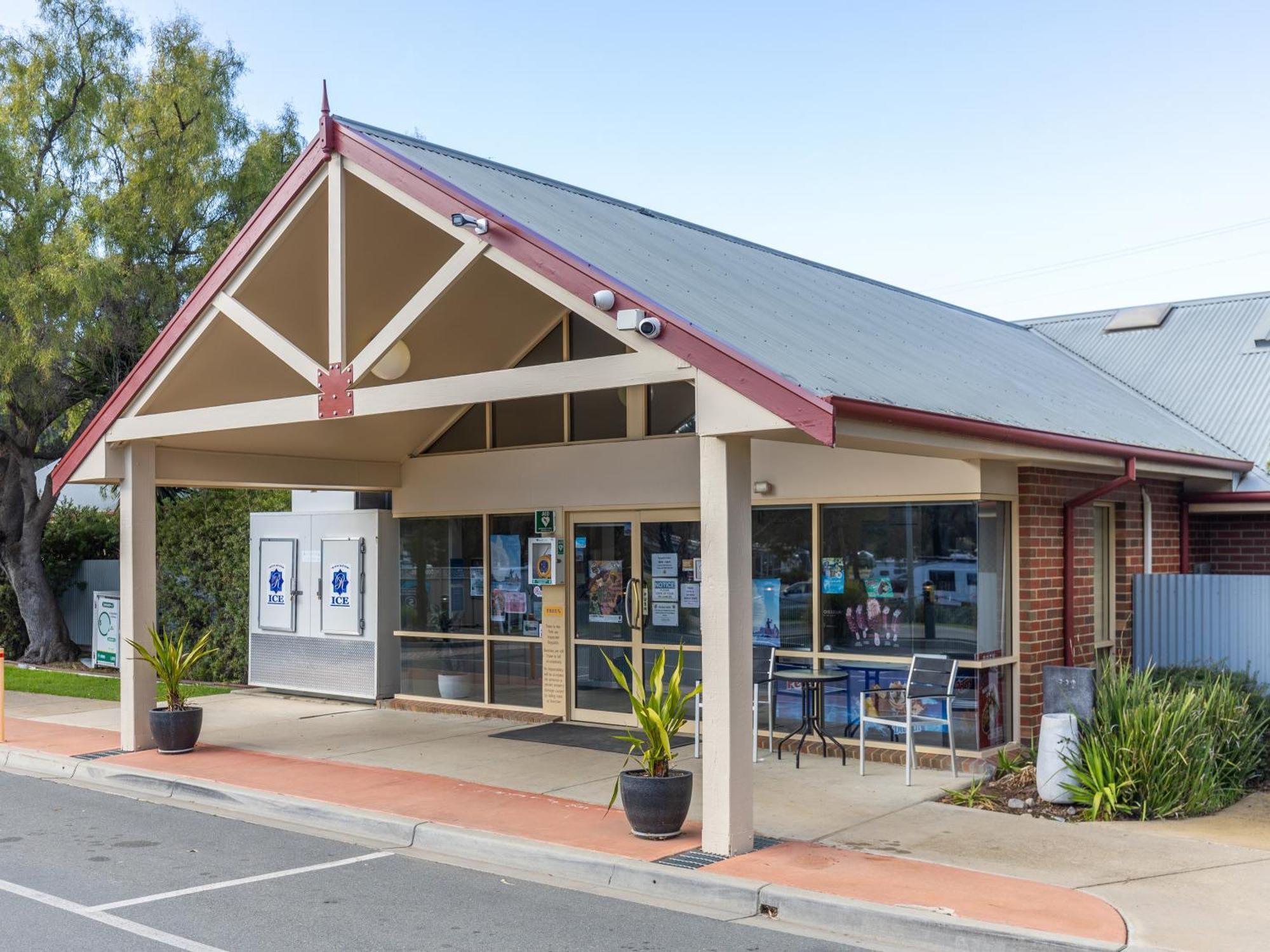 Nrma Echuca Holiday Park Buitenkant foto