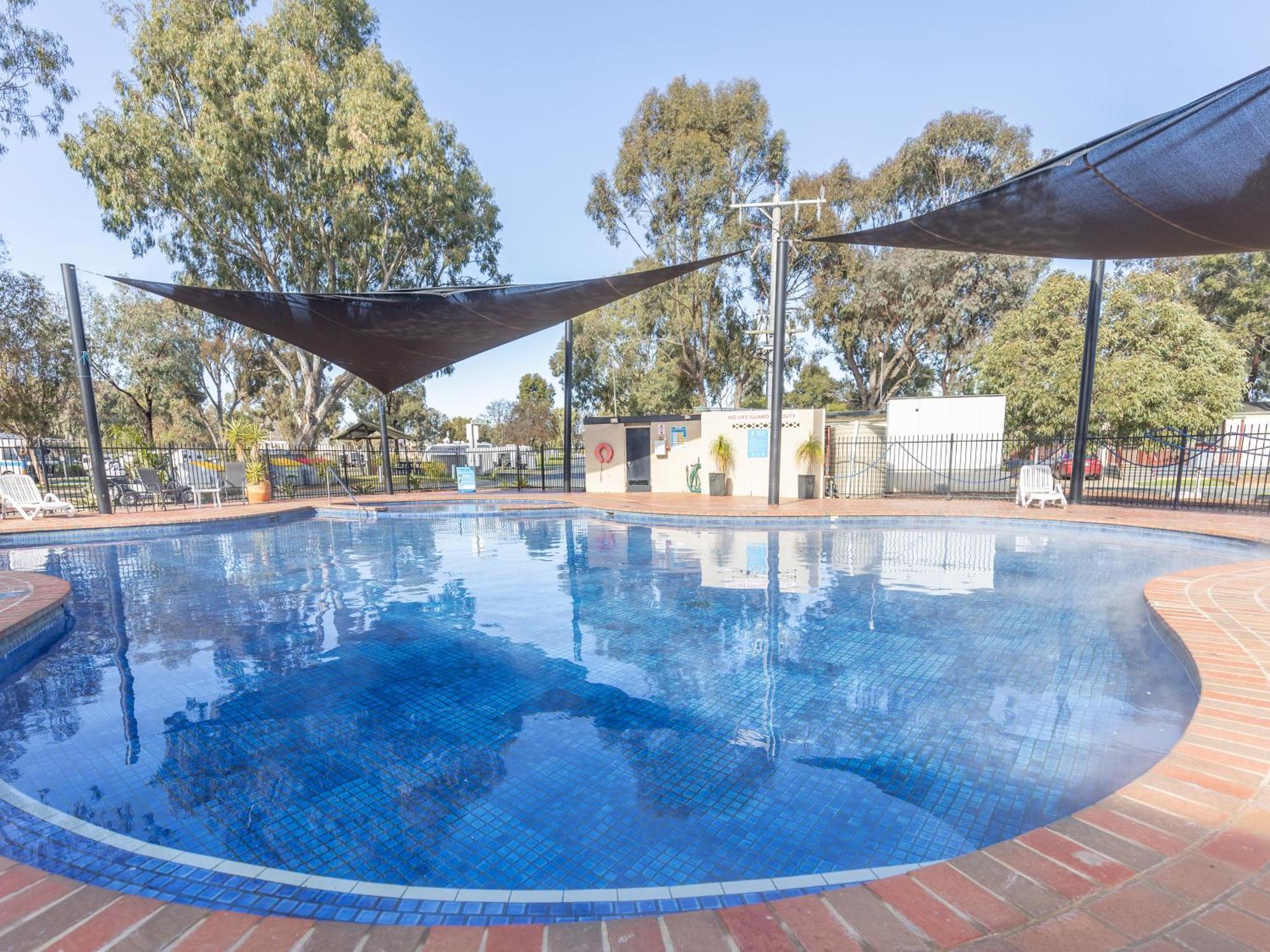 Nrma Echuca Holiday Park Buitenkant foto