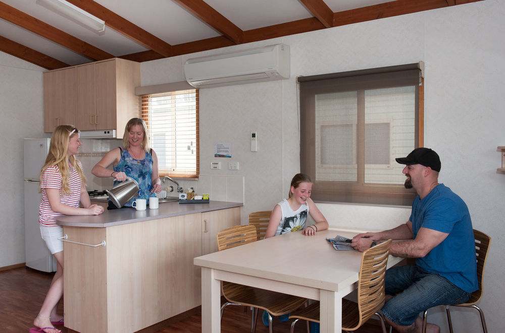 Nrma Echuca Holiday Park Buitenkant foto