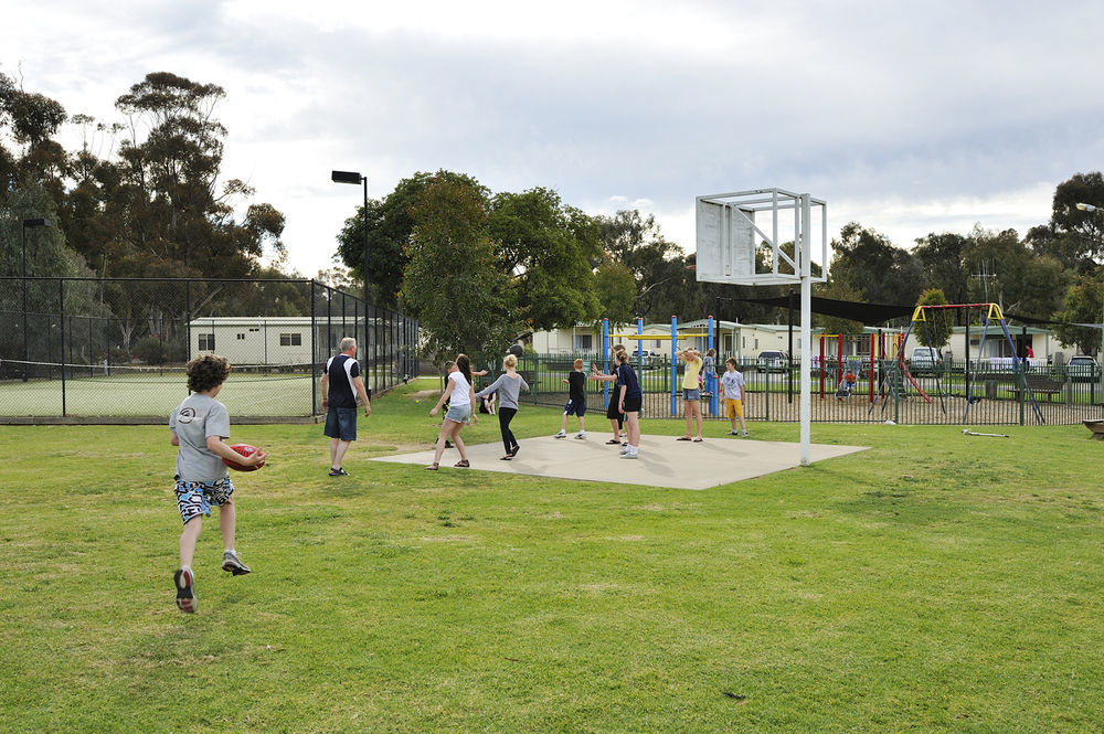 Nrma Echuca Holiday Park Buitenkant foto